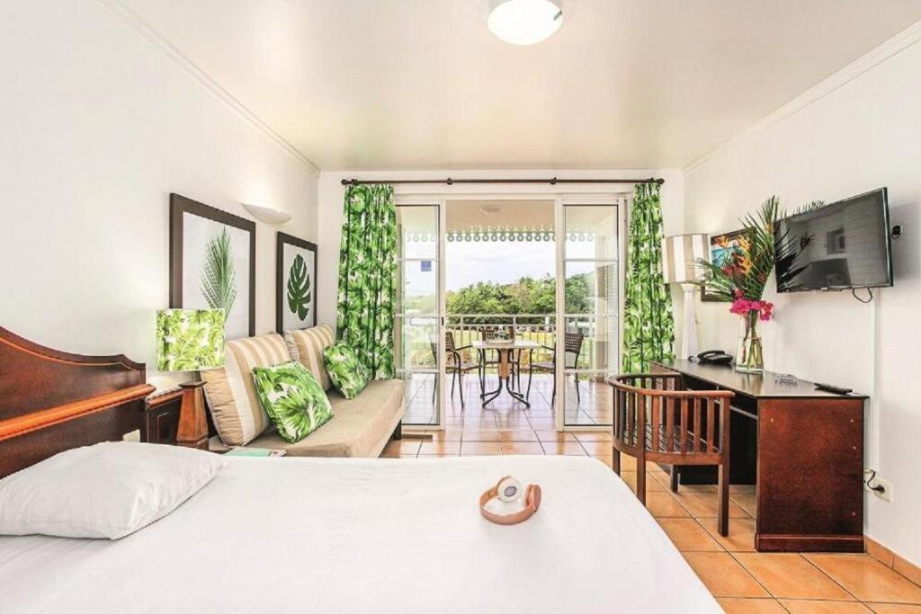 Vacances972 Conceptmultishop Logement A Pierre Et Vacances Сент-Люс Екстер'єр фото